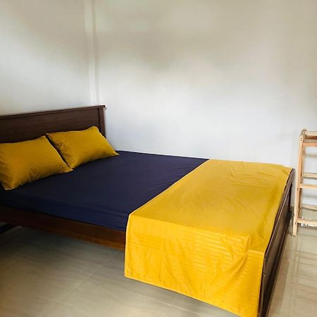 J & J Homestay Jaffna Luaran gambar