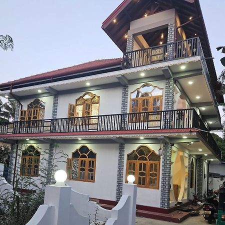 J & J Homestay Jaffna Luaran gambar
